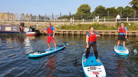 Paddleboarders on the Thames