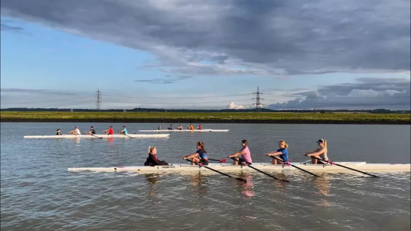 Gravesend Rowing Club teams on the Thames